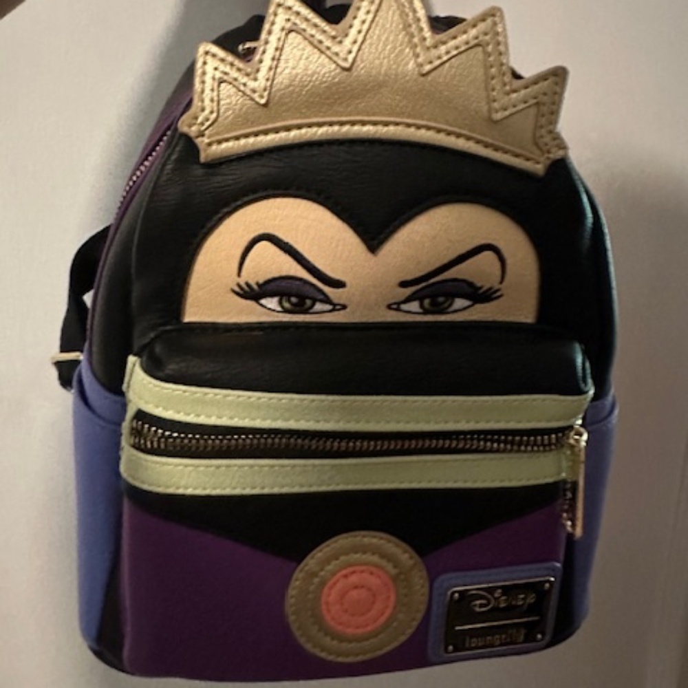 Disney Loungfly Backpack - Evil Queen